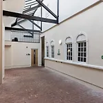 3A The Courtyard - Apartment For Business, Leisure Or Relocation