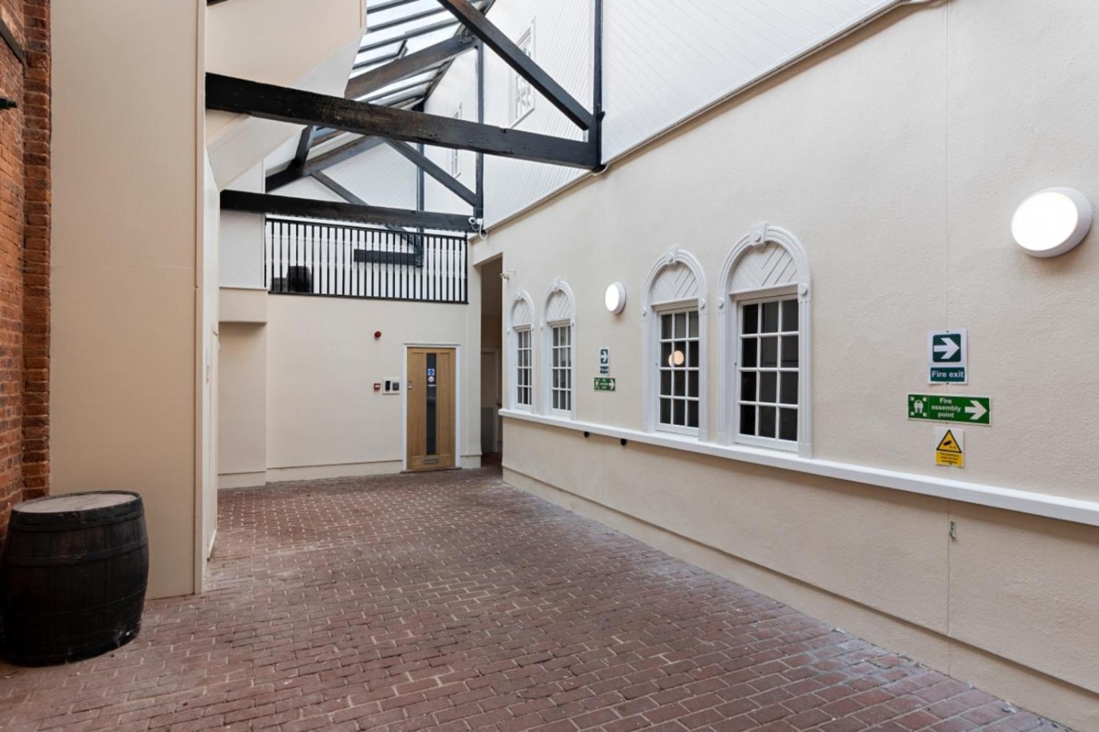 3a The Courtyard - For Business, Leisure Or Relocation Exeter