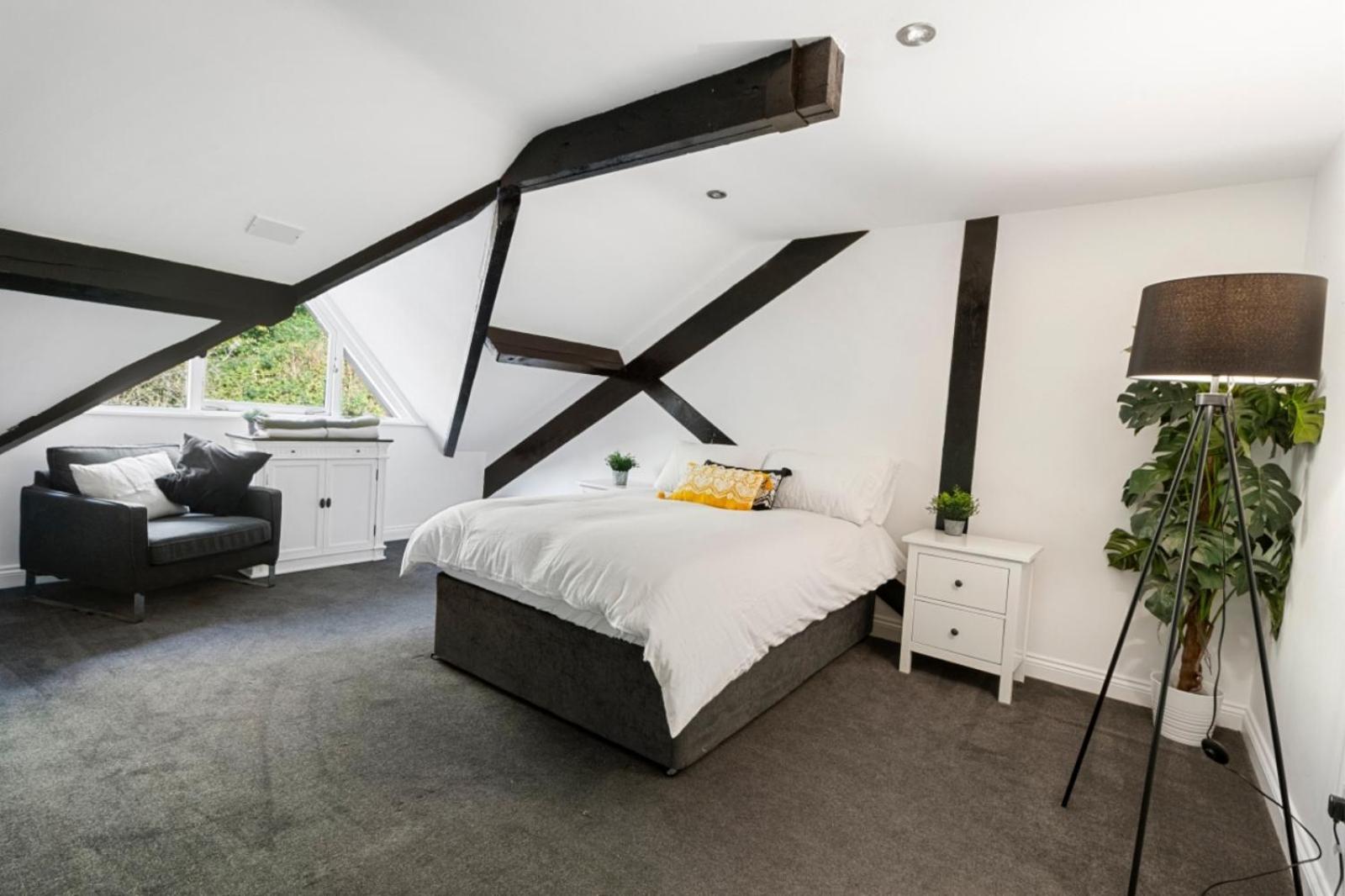Apartment 3a The Courtyard - For Business, Leisure Or Relocation Exeter